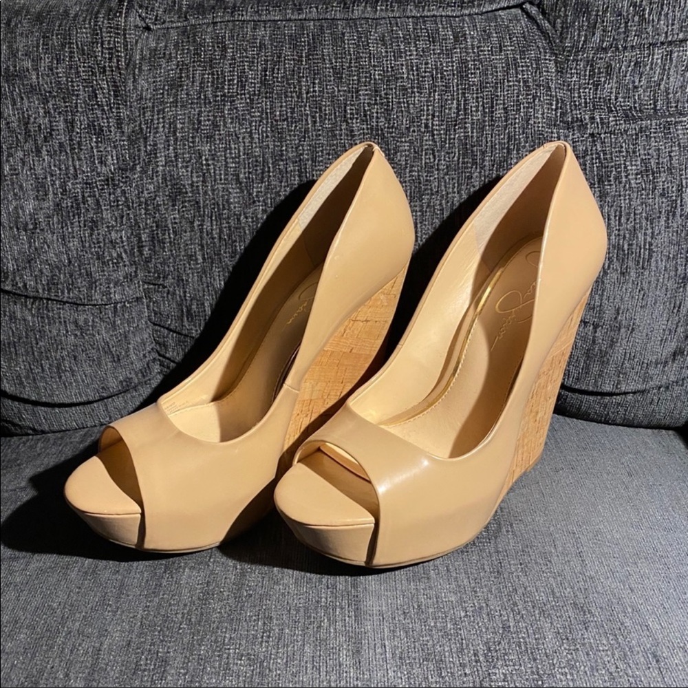 Jessica Simpson nude wedges